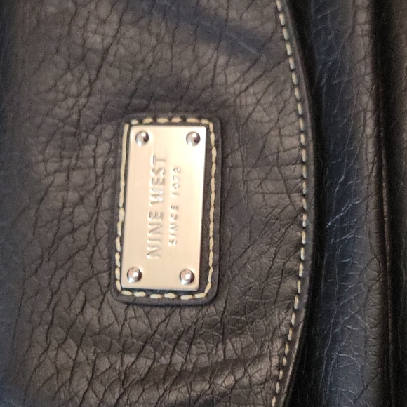 Nine west crossbody purse. Black, fashion, holidays, travel, casual, work - Picture 2 of 8